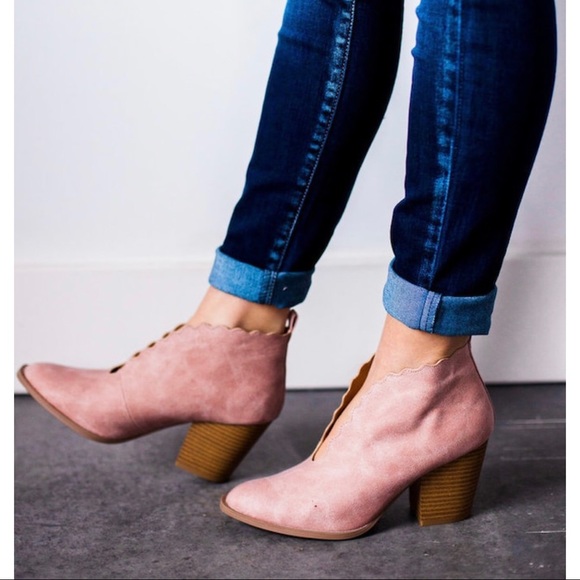 Beige and Blush scalloped v cut bootie PR-31 - Picture 7 of 8